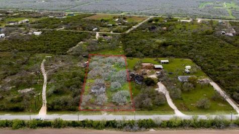 442 County Road 323 Orange Grove TX 78372