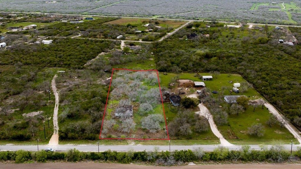 442 County Road 323 Orange Grove TX 78372