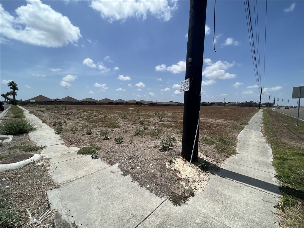 6902 Weber Corpus Christi TX 78413
