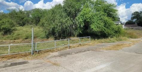 610 W Avenue I 1/2 Kingsville TX 78363