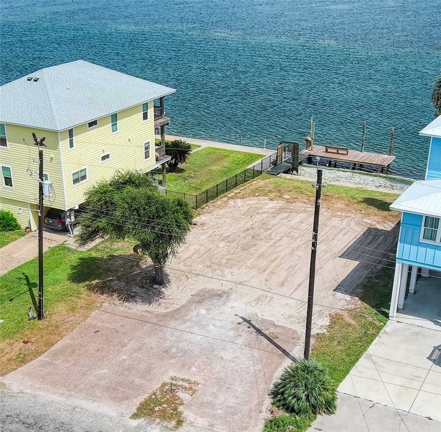 123 Ocean Drive Rockport TX 78382