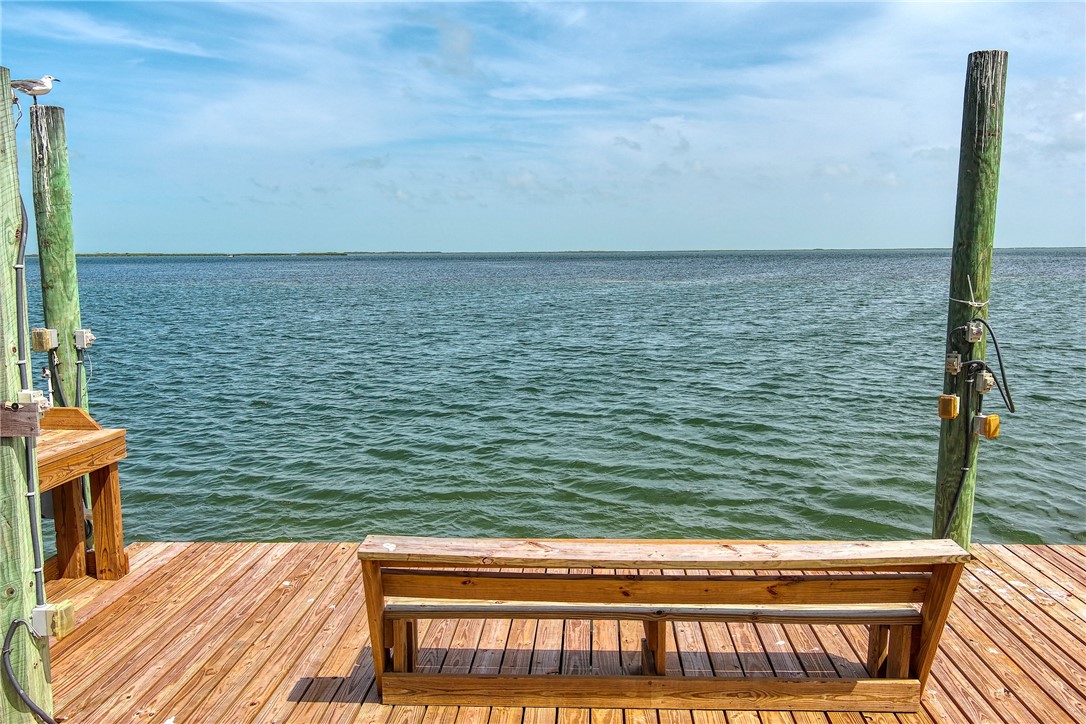 123 Ocean Drive Rockport TX 78382