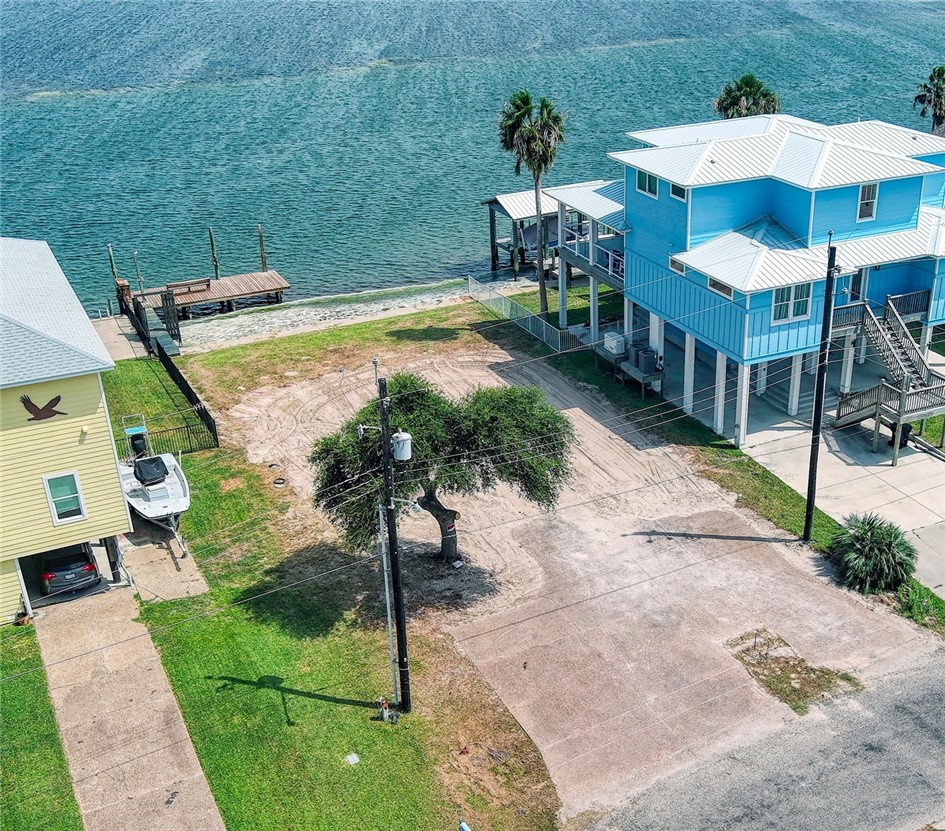 123 Ocean Drive Rockport TX 78382