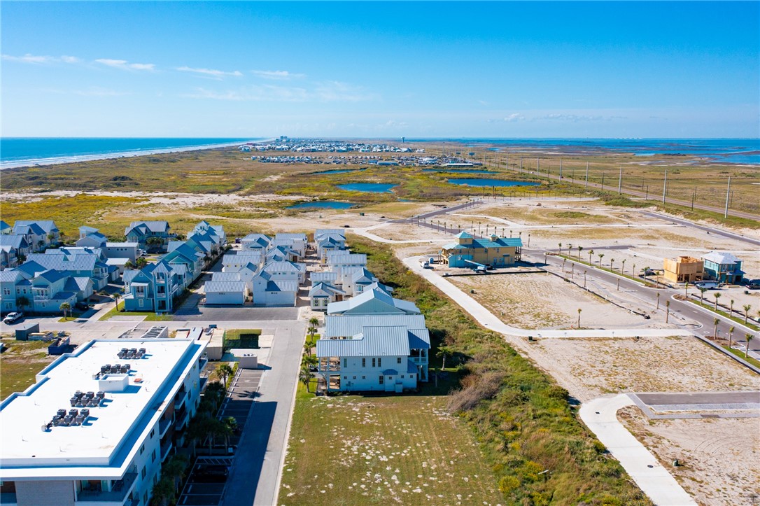 631 Center Square West Port Aransas TX 78373