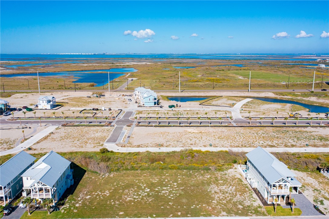 631 Center Square West Port Aransas TX 78373