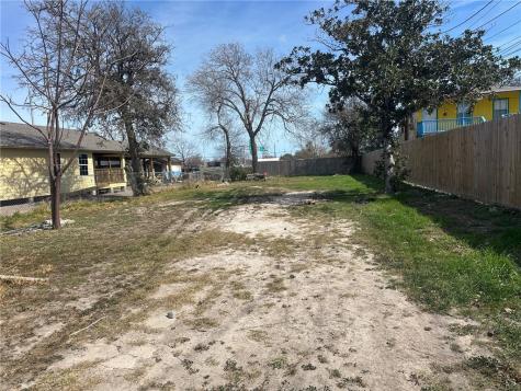 814 18th Street Corpus Christi TX 78405