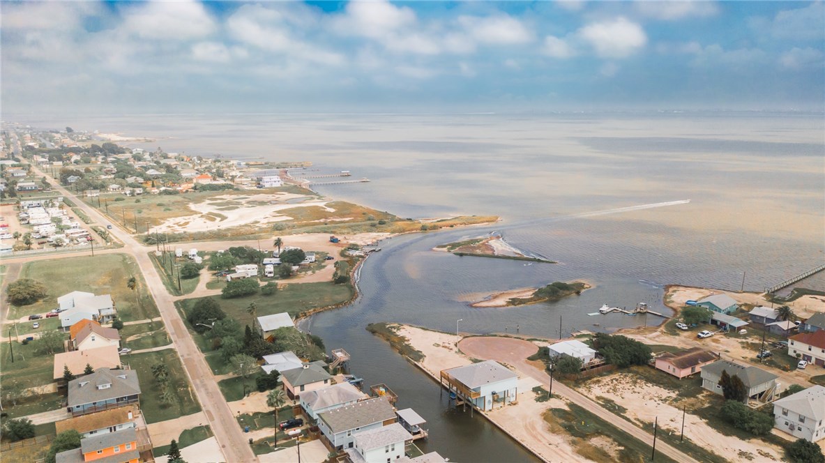 4005 Summit Drive Corpus Christi TX 78418