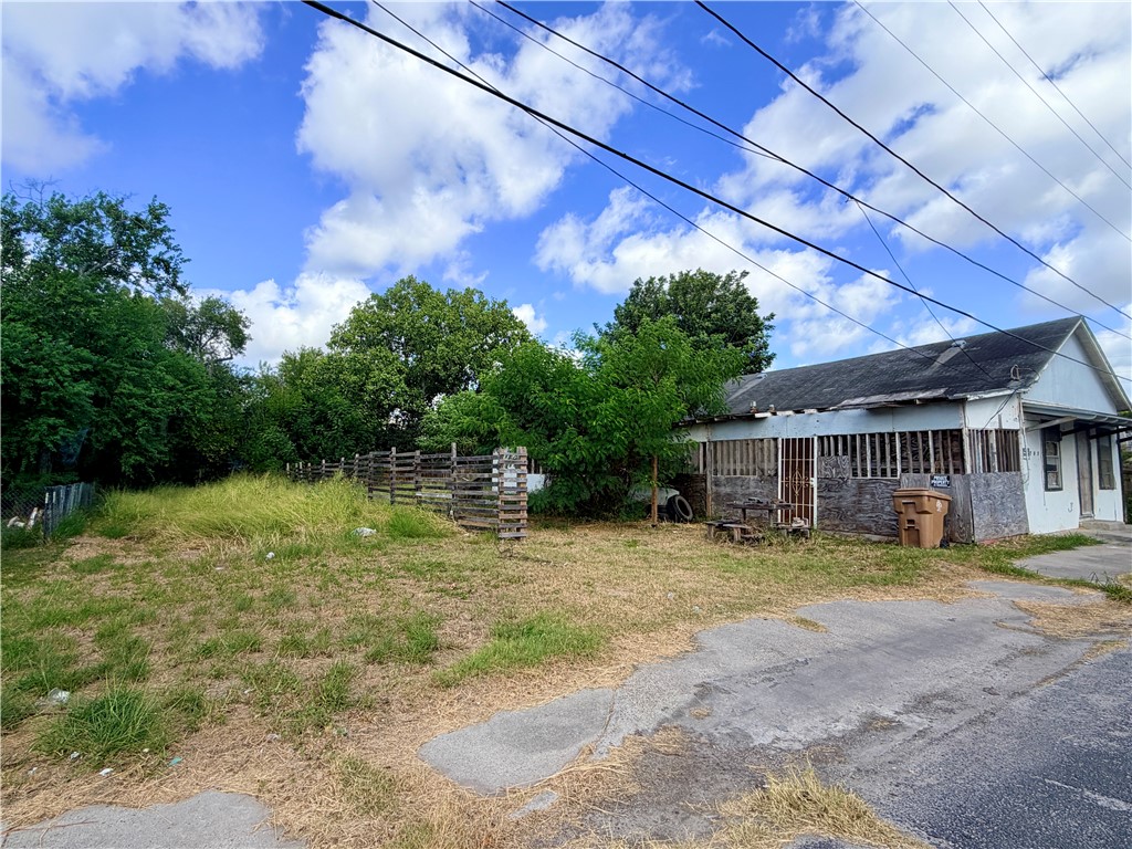 703-707 Francesca Street Corpus Christi TX 78405