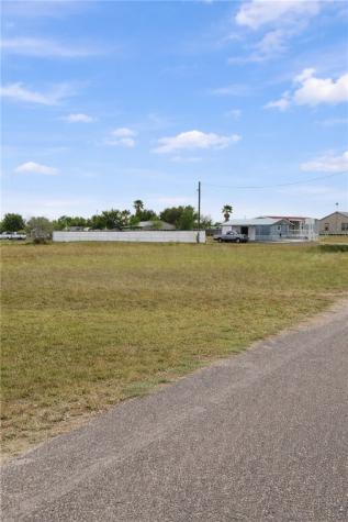 118 Zaragosa Drive Alice TX 78332