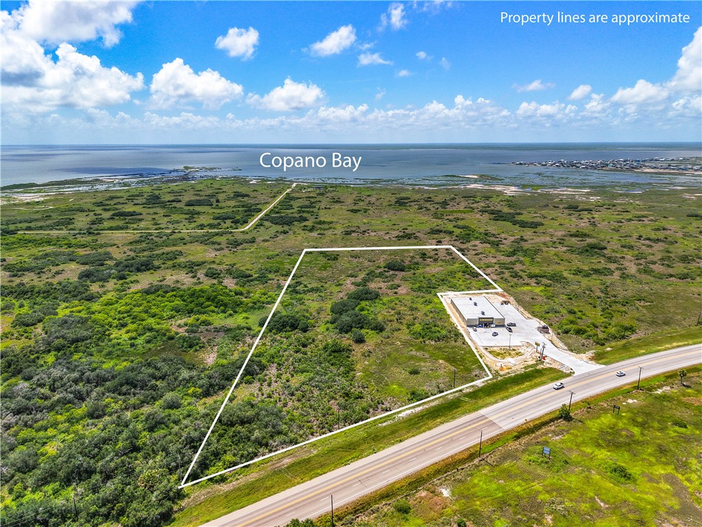 6151 Hwy 35 N Rockport TX 78382