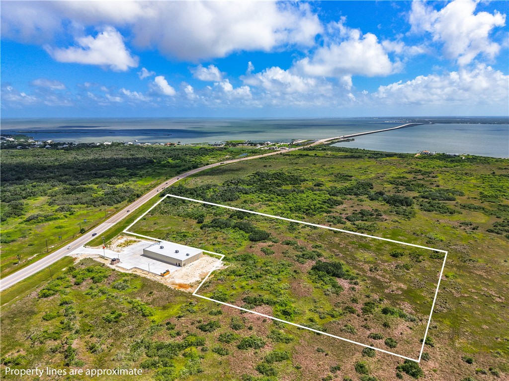 6151 Hwy 35 N Rockport TX 78382