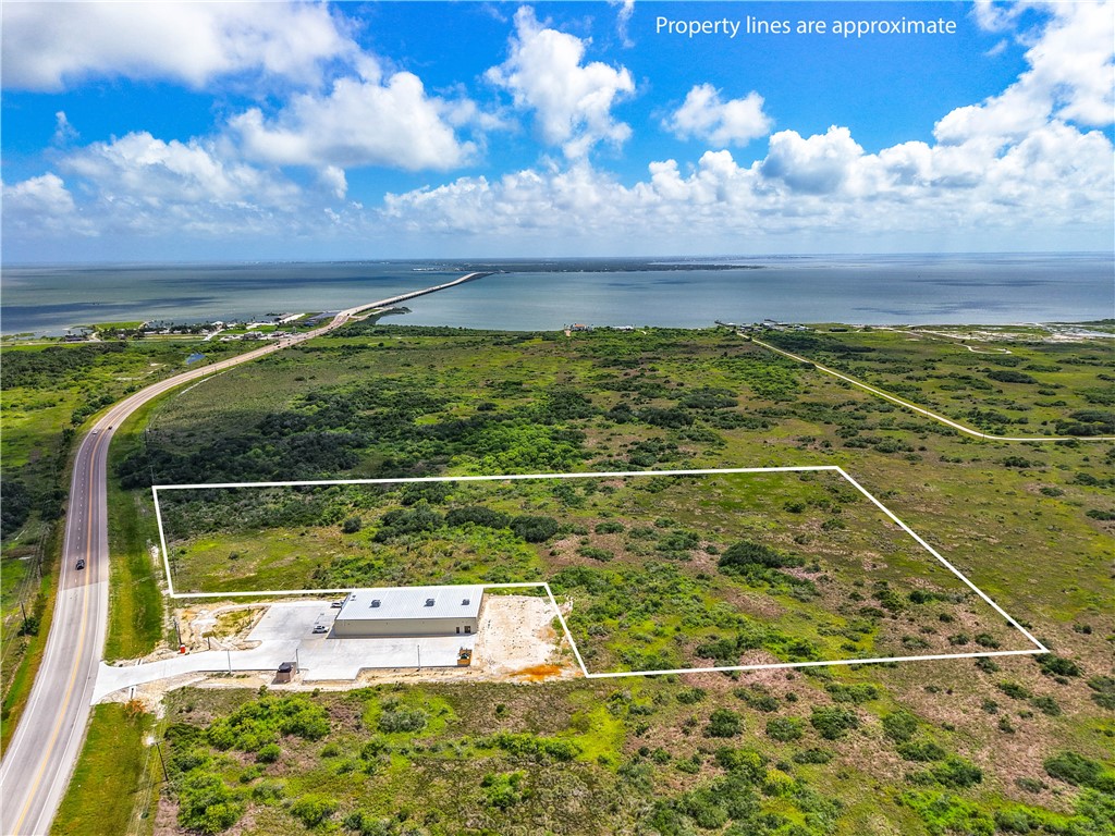 6151 Hwy 35 N Rockport TX 78382