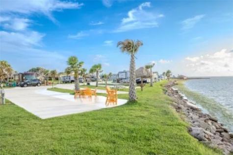 101 Caribbean Drive 44 Corpus Christi TX 78418