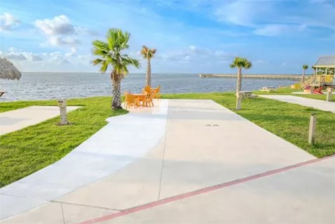 101 Caribbean Drive 44 Corpus Christi TX 78418
