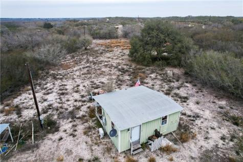 1828 Fm 534 George West TX 78368