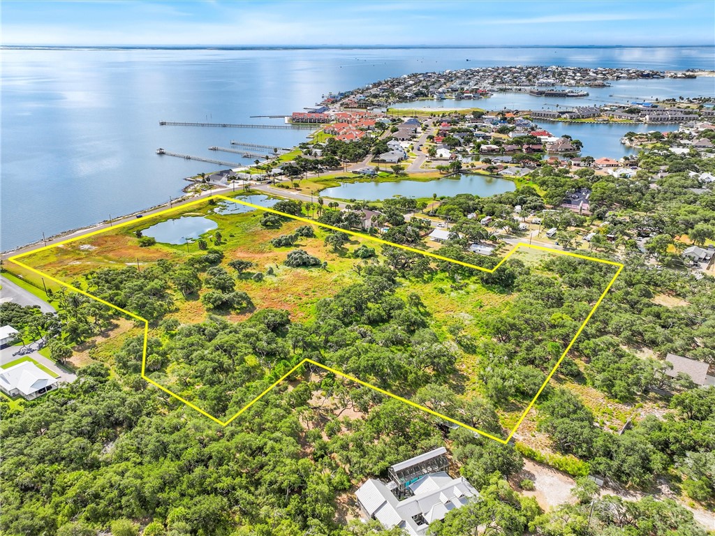 417 S Fulton Beach Rockport TX 78382