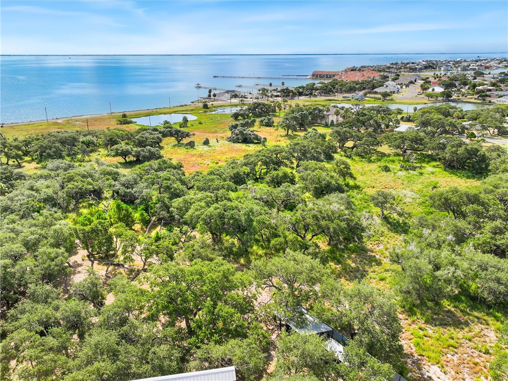 417 S Fulton Beach Rockport TX 78382