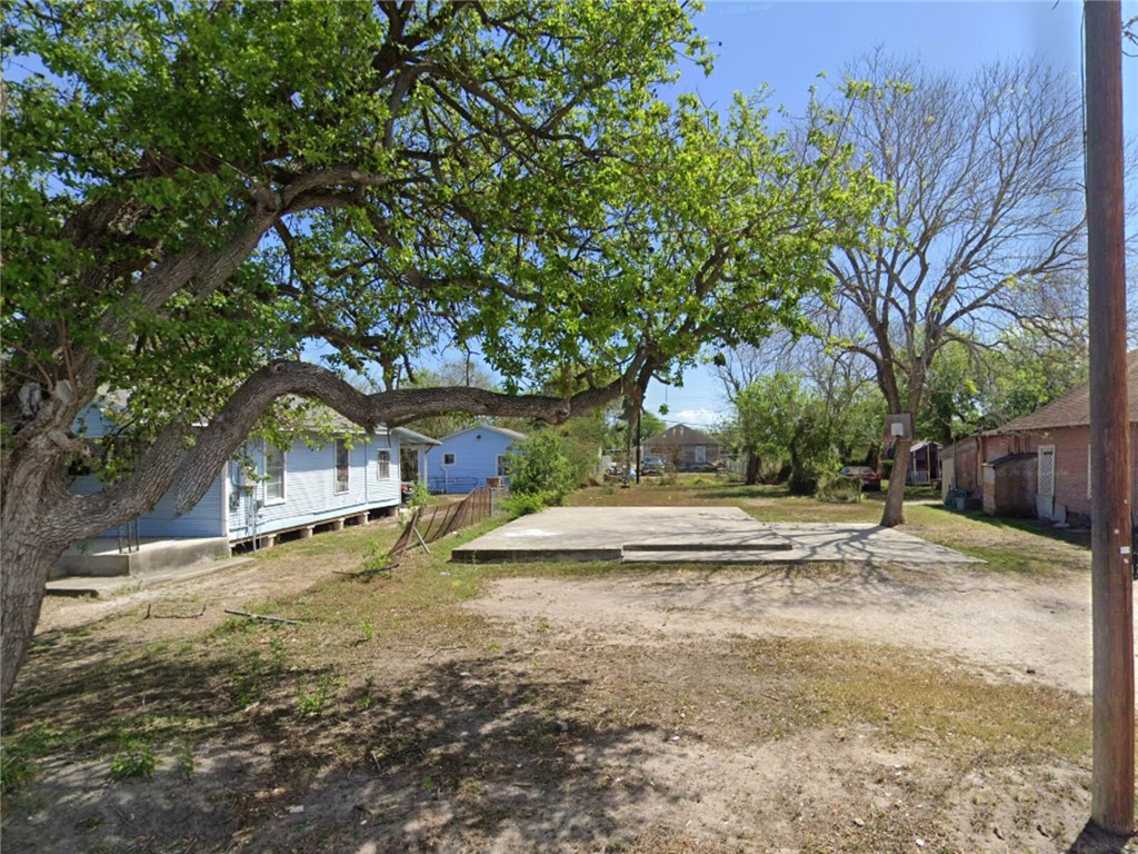 1008 S Brownlee Boulevard Corpus Christi TX 78404