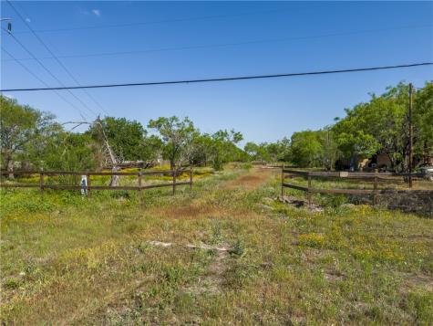 0 Highway 359 Highway Orange Grove TX 78372