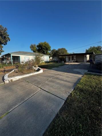 2506 Goliad Drive Corpus Christi TX 78405