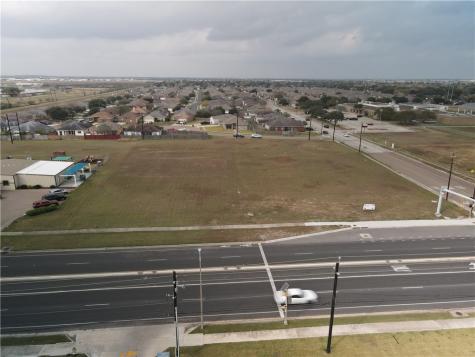 6205 Kostoryz Corpus Christi TX 78415