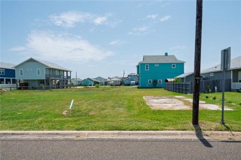 1024 S Church Street Rockport TX 78382