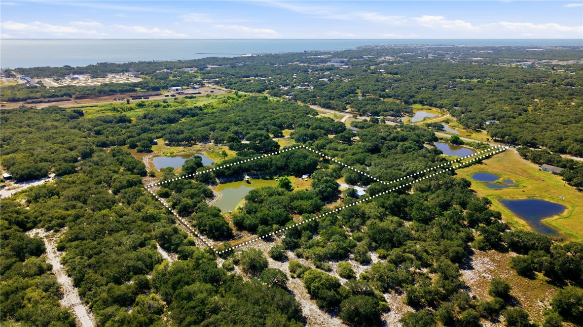 1731 Prairie Rockport TX 78382