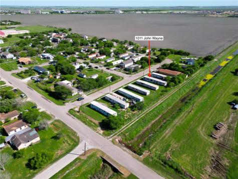 1011 John Wayne Drive Robstown TX 78380