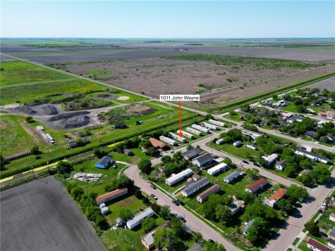 1011 John Wayne Drive Robstown TX 78380