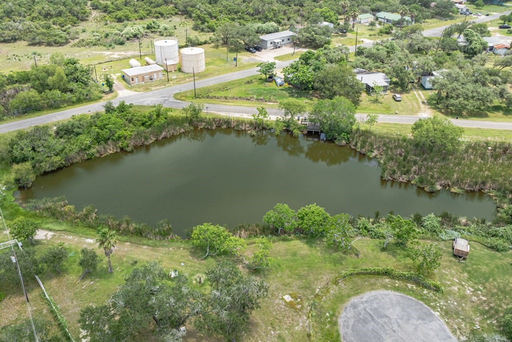 511 Water Oak Lane Rockport TX 78382
