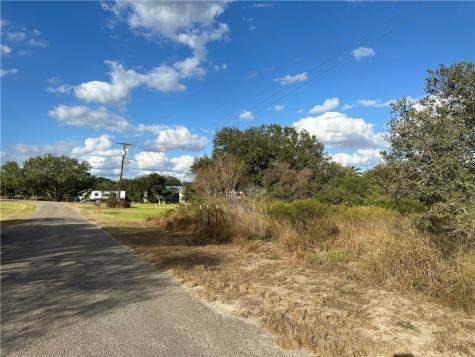 563 Carmel Drive Sandia TX 78383