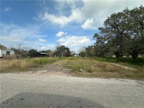 307 Burton Street Woodsboro TX 78393