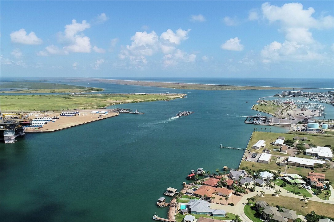 253 Port Arthur Street Port Aransas TX 78373