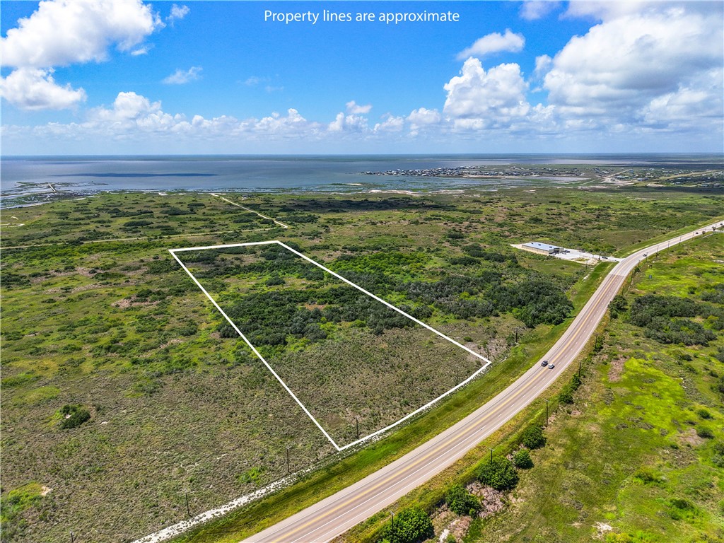 6051 Hwy 35 N Rockport TX 78382