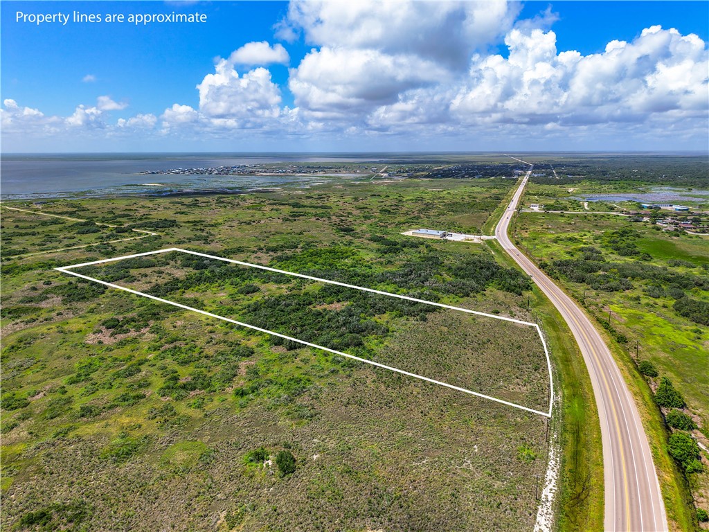 6051 Hwy 35 N Rockport TX 78382