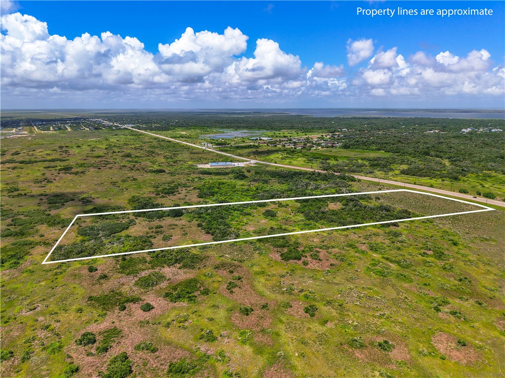 6051 Hwy 35 N Rockport TX 78382