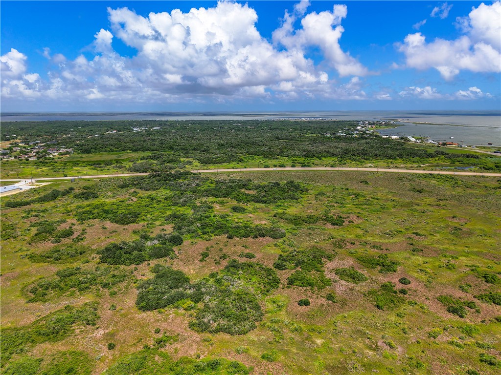 6051 Hwy 35 N Rockport TX 78382
