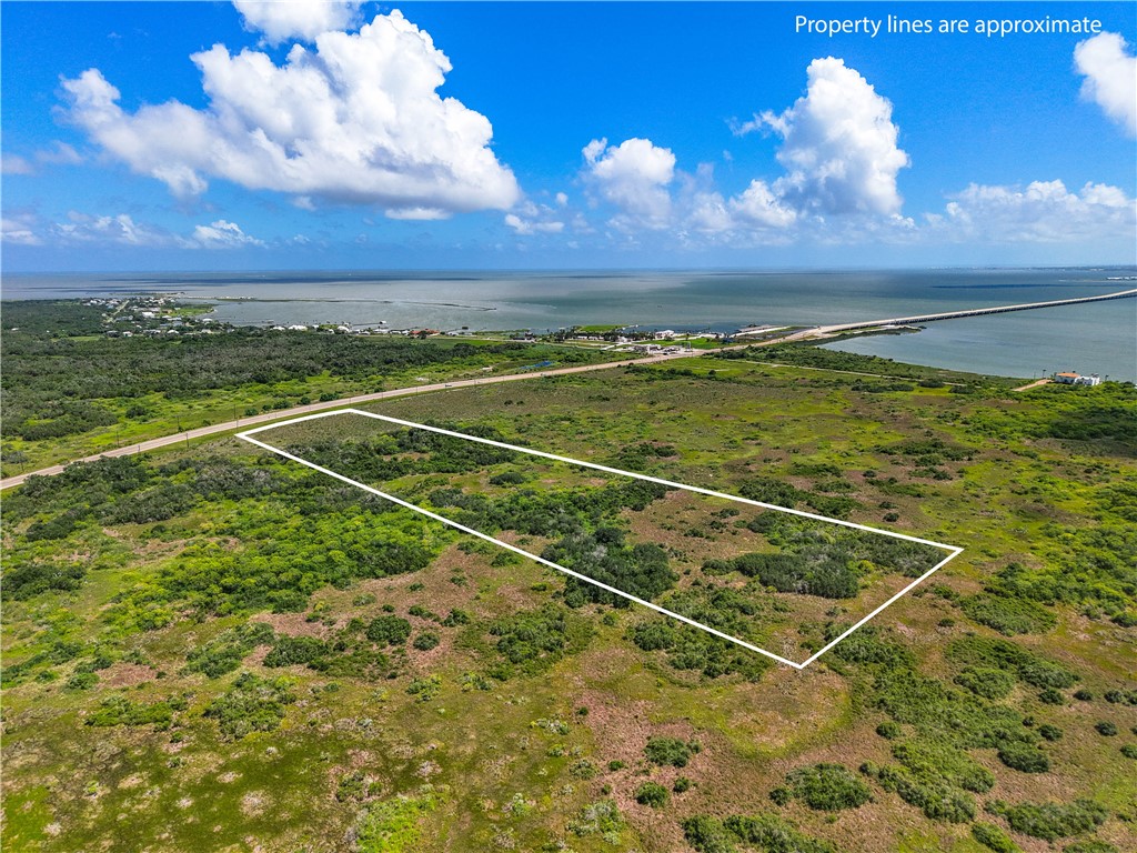 6051 Hwy 35 N Rockport TX 78382