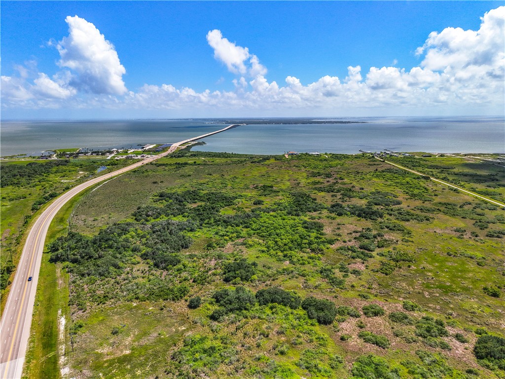 6051 Hwy 35 N Rockport TX 78382