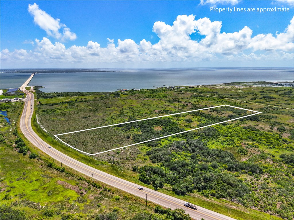 6051 Hwy 35 N Rockport TX 78382