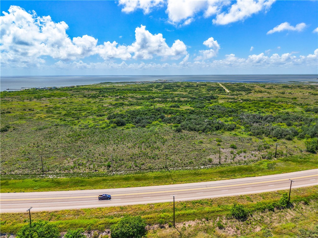 6051 Hwy 35 N Rockport TX 78382