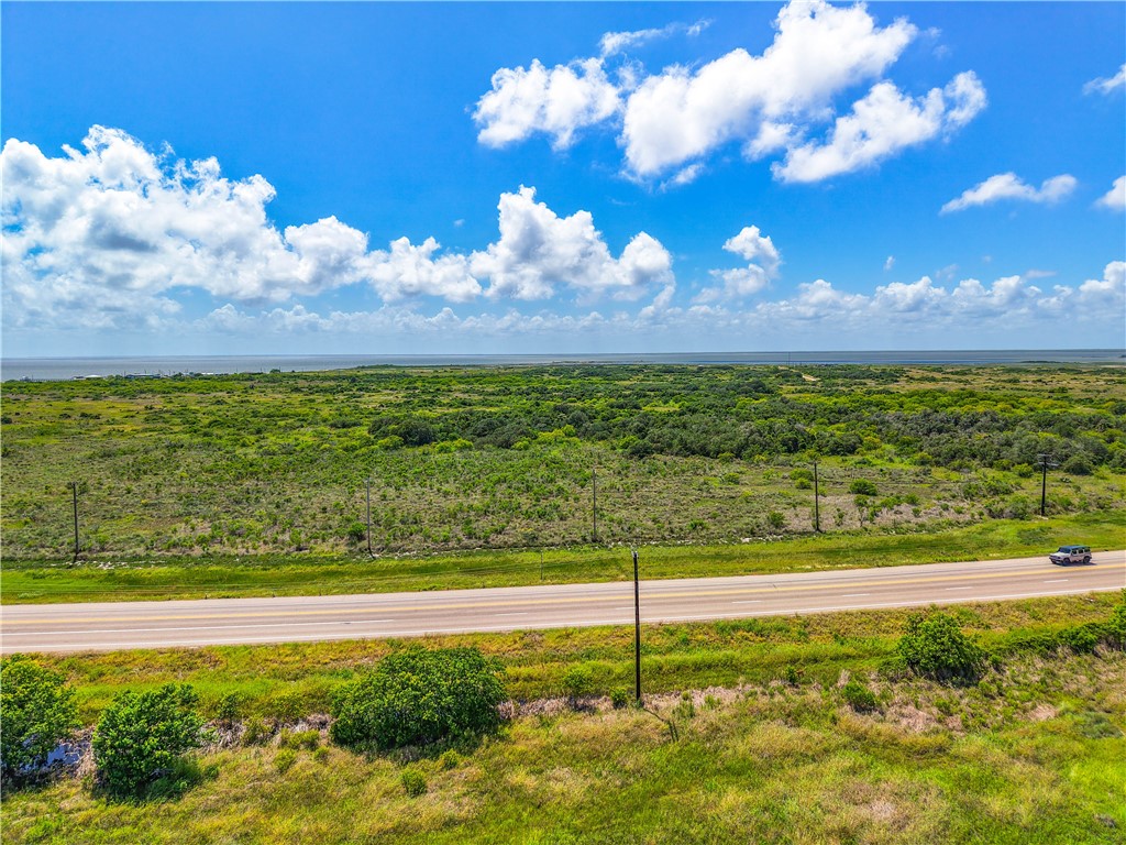 6051 Hwy 35 N Rockport TX 78382