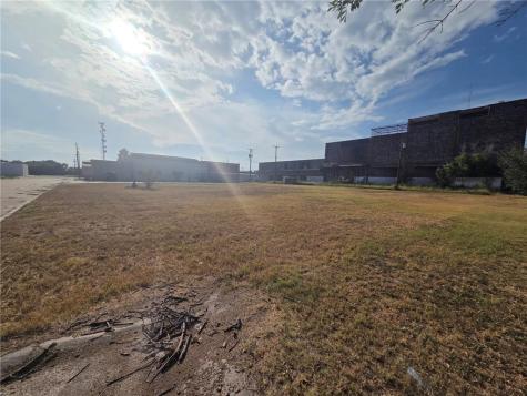 222 E Lott Avenue Kingsville TX 78363