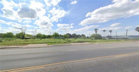 702 N Broadway Street Premont TX 78375