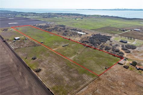 2793 County Road 3161 Taft TX 78390