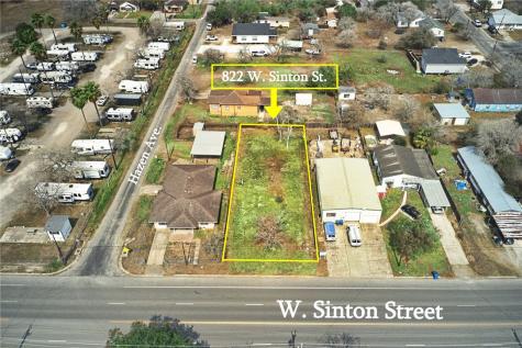 822 W Sinton Street Sinton TX 78387