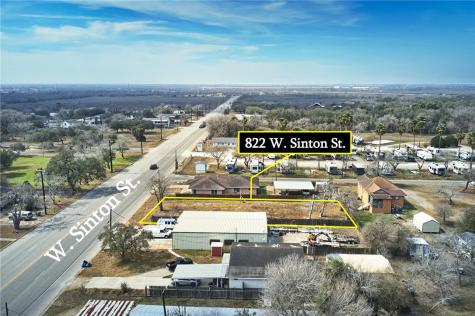 822 W Sinton Street Sinton TX 78387
