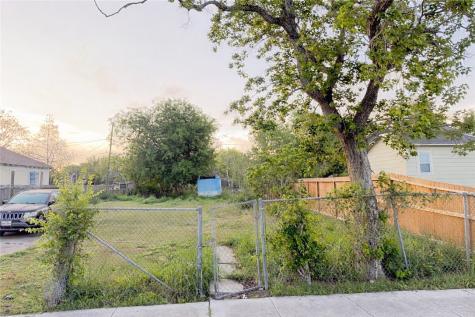 2814 Cleo Street Corpus Christi TX 78405
