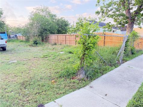 2814 Cleo Street Corpus Christi TX 78405