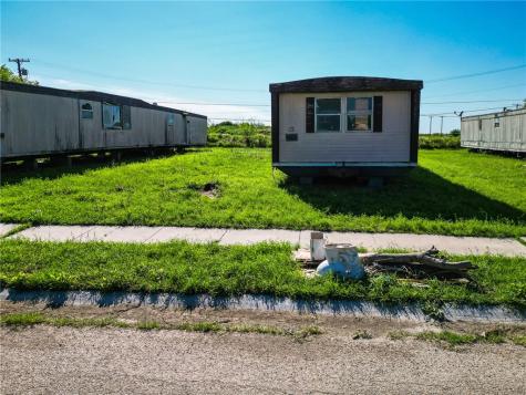 1007 John Wayne Drive Robstown TX 78380